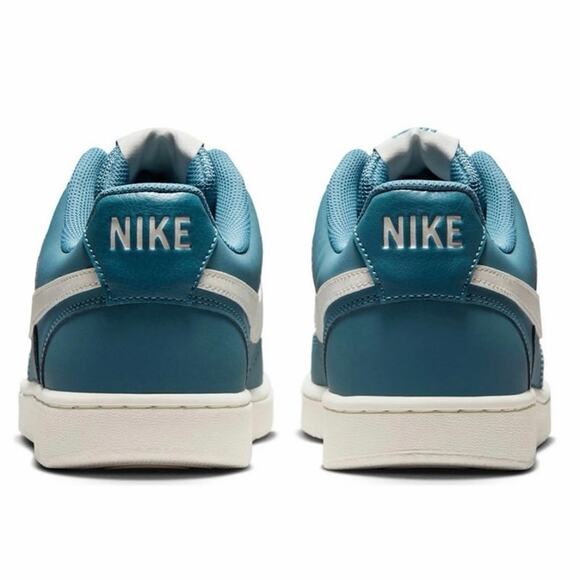 Nike Court Vision Low Sneaker Sz 10 excellent condition main image 5